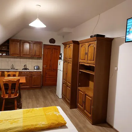 アパート Hanol Apartmanhaz バラトンレッレ