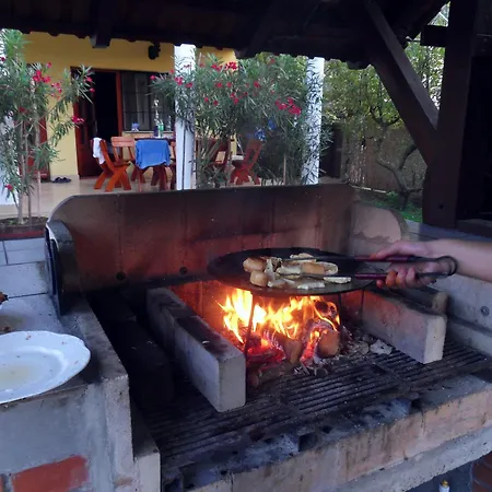 Hanol Apartmanhaz アパート *