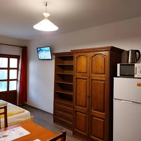 Hanol Apartmanhaz Апартаменты Балатонлелле