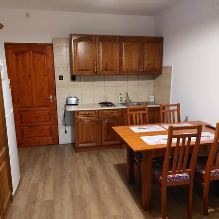 Hanol Apartmanhaz * Балатонлелле