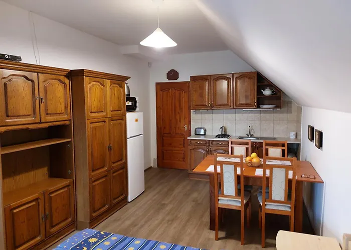 Hanol Apartmanhaz