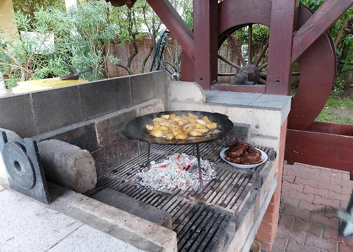 Hanol Apartmanhaz דירה בלטונללה