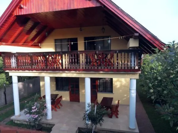 דירה Hanol Apartmanhaz